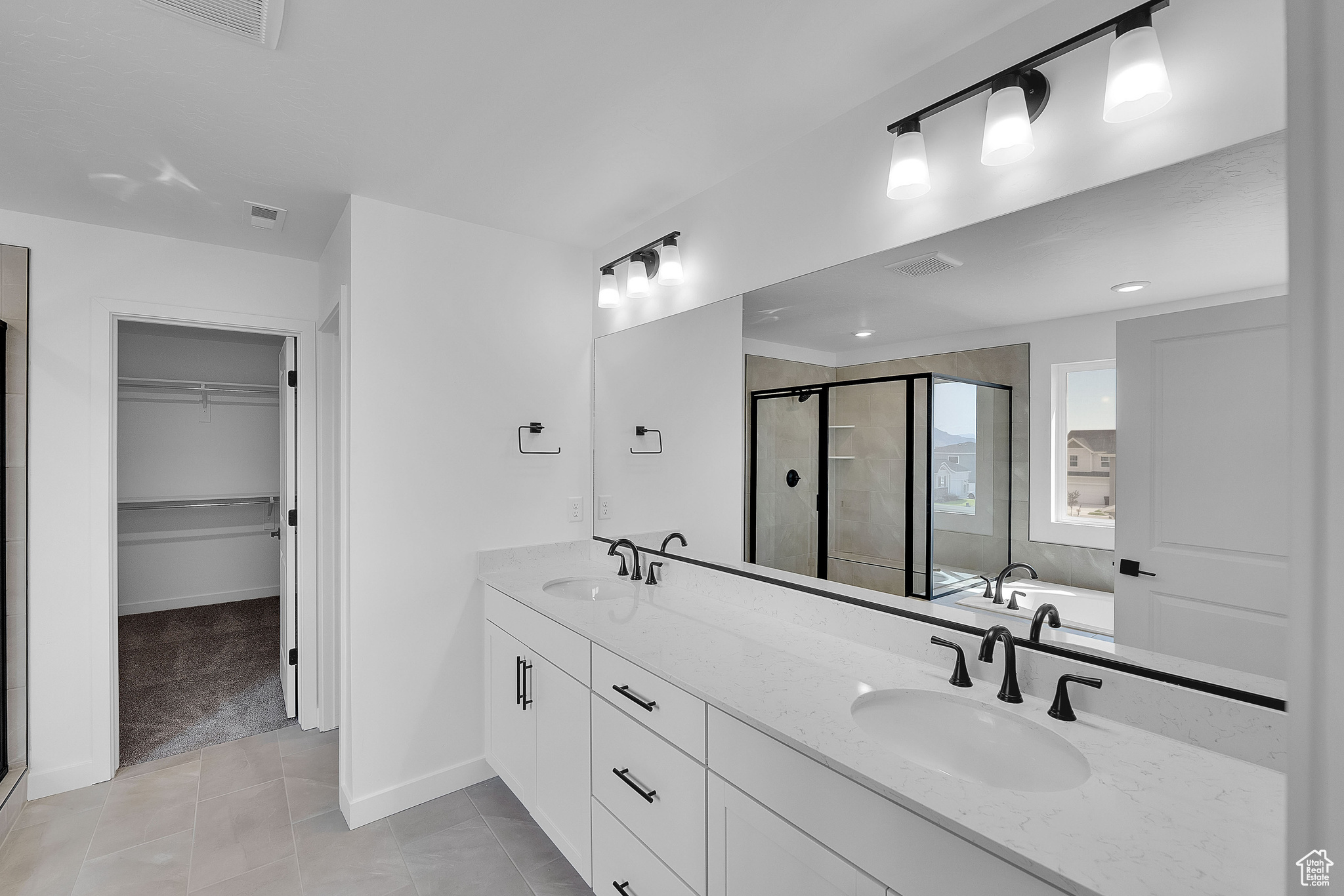 PONY EXPRESS ESTATES - Residential