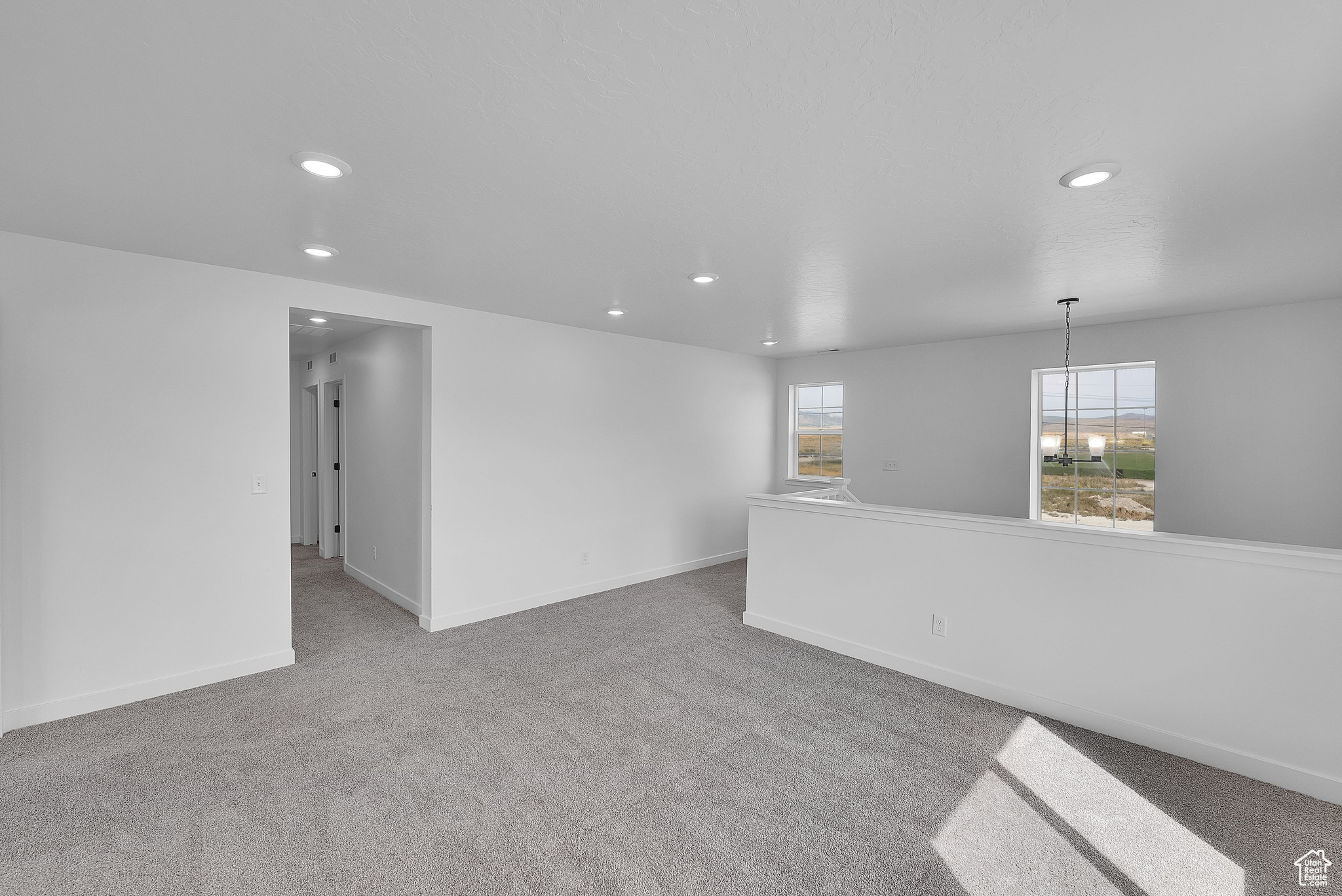 PONY EXPRESS ESTATES - Residential