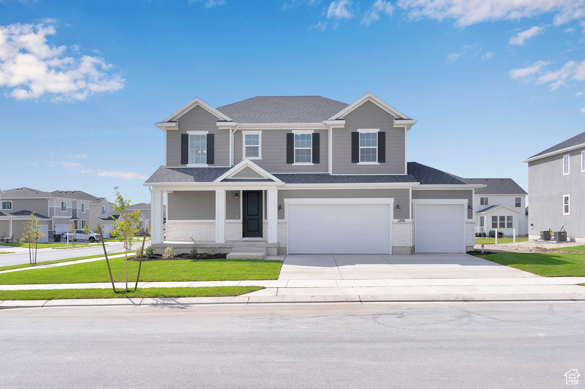 PONY EXPRESS ESTATES - Residential