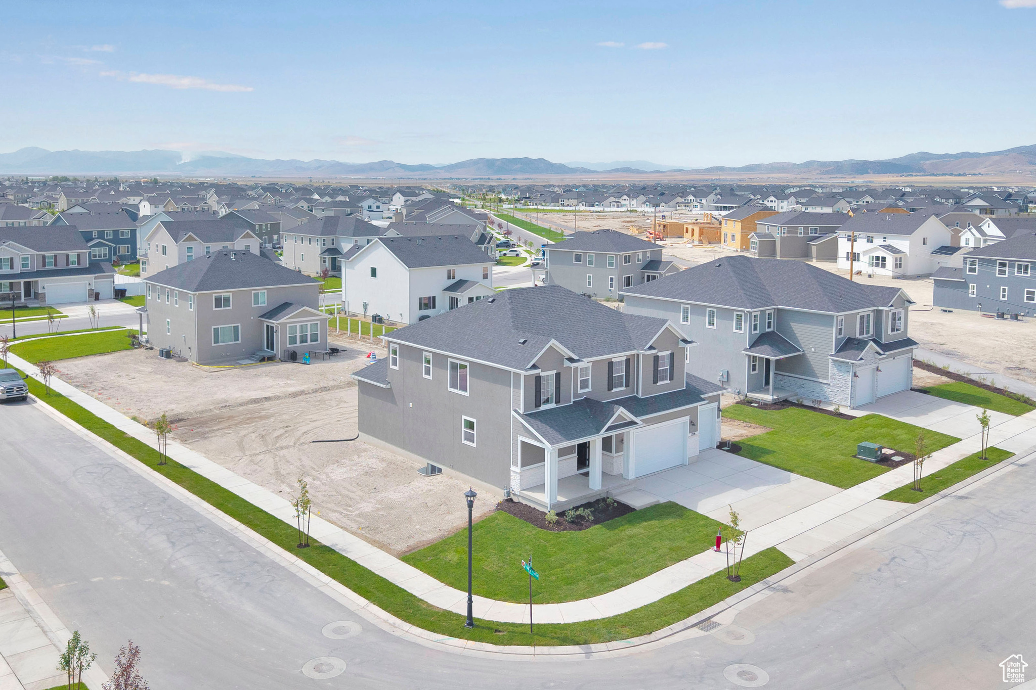 PONY EXPRESS ESTATES - Residential