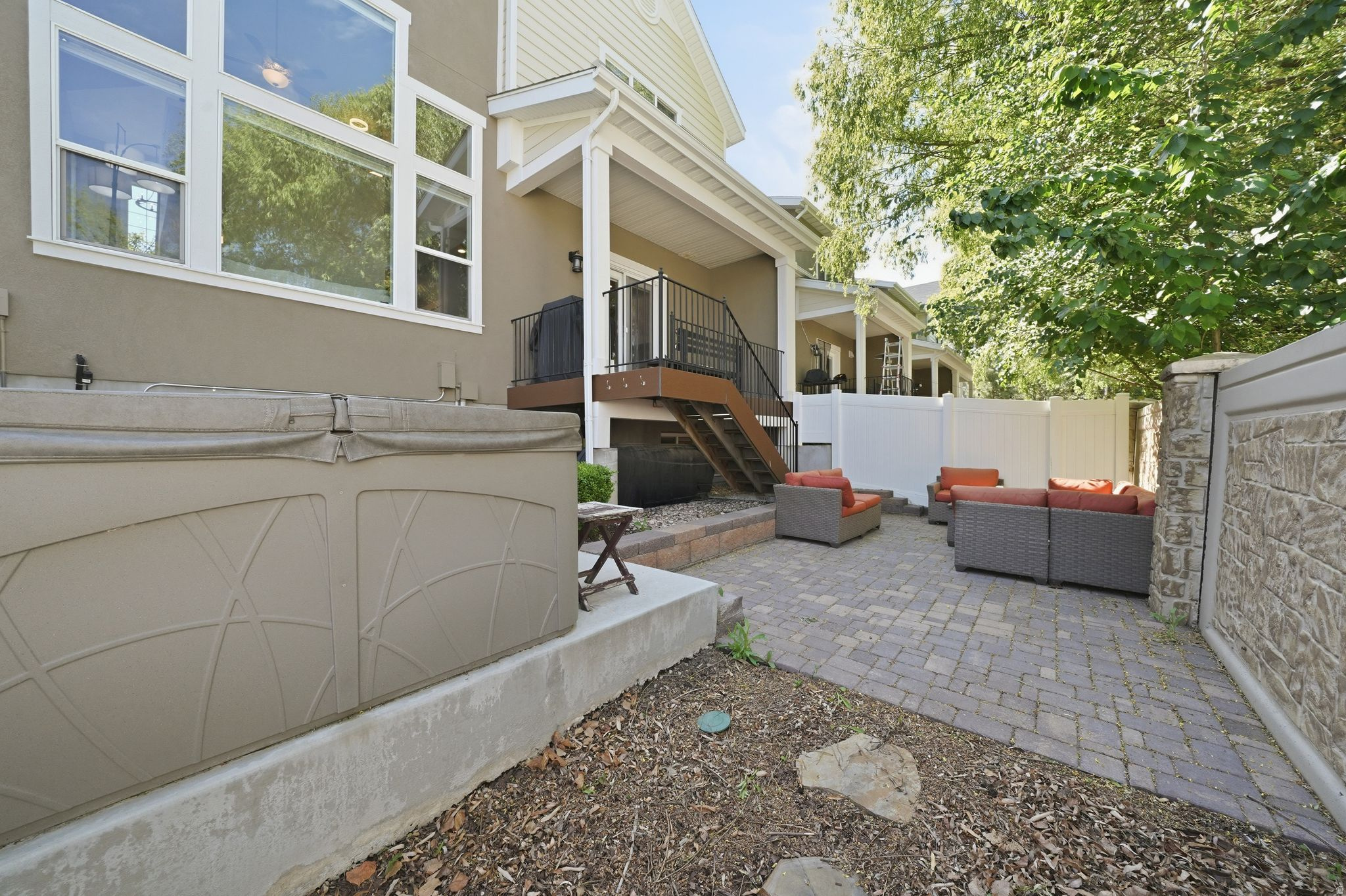 COTTAGES ON 78TH - Residential