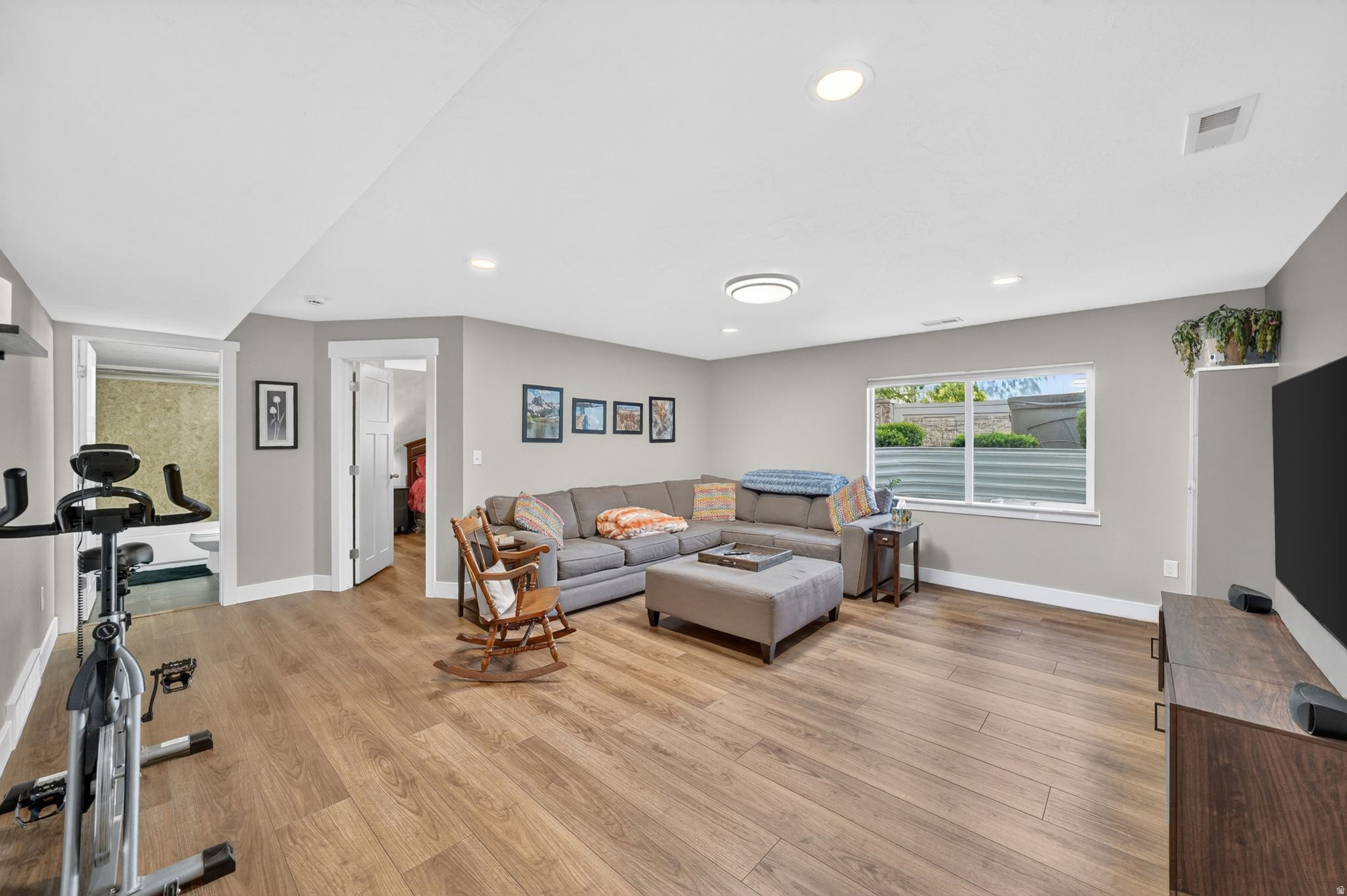 COTTAGES ON 78TH - Residential