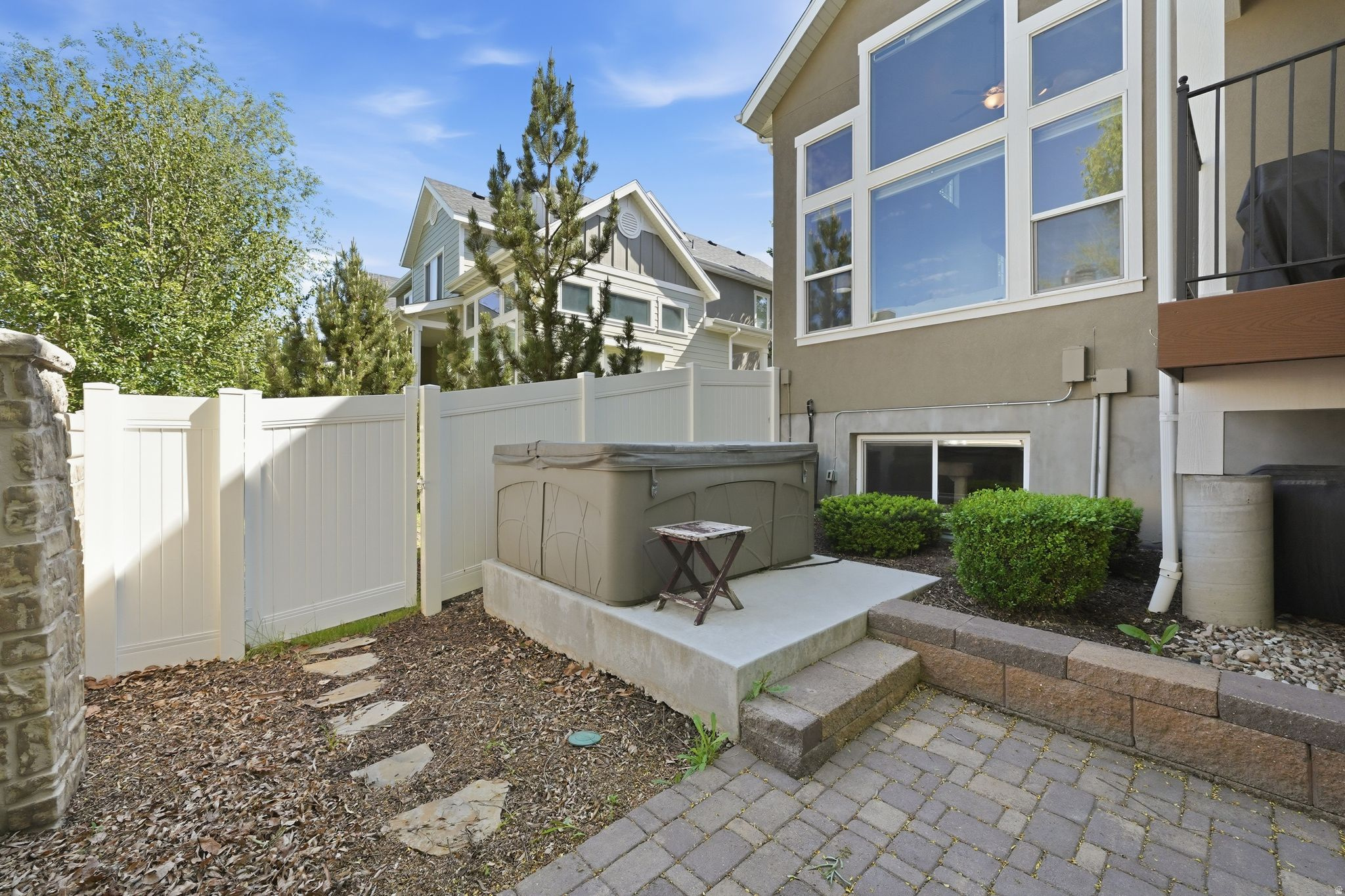 COTTAGES ON 78TH - Residential