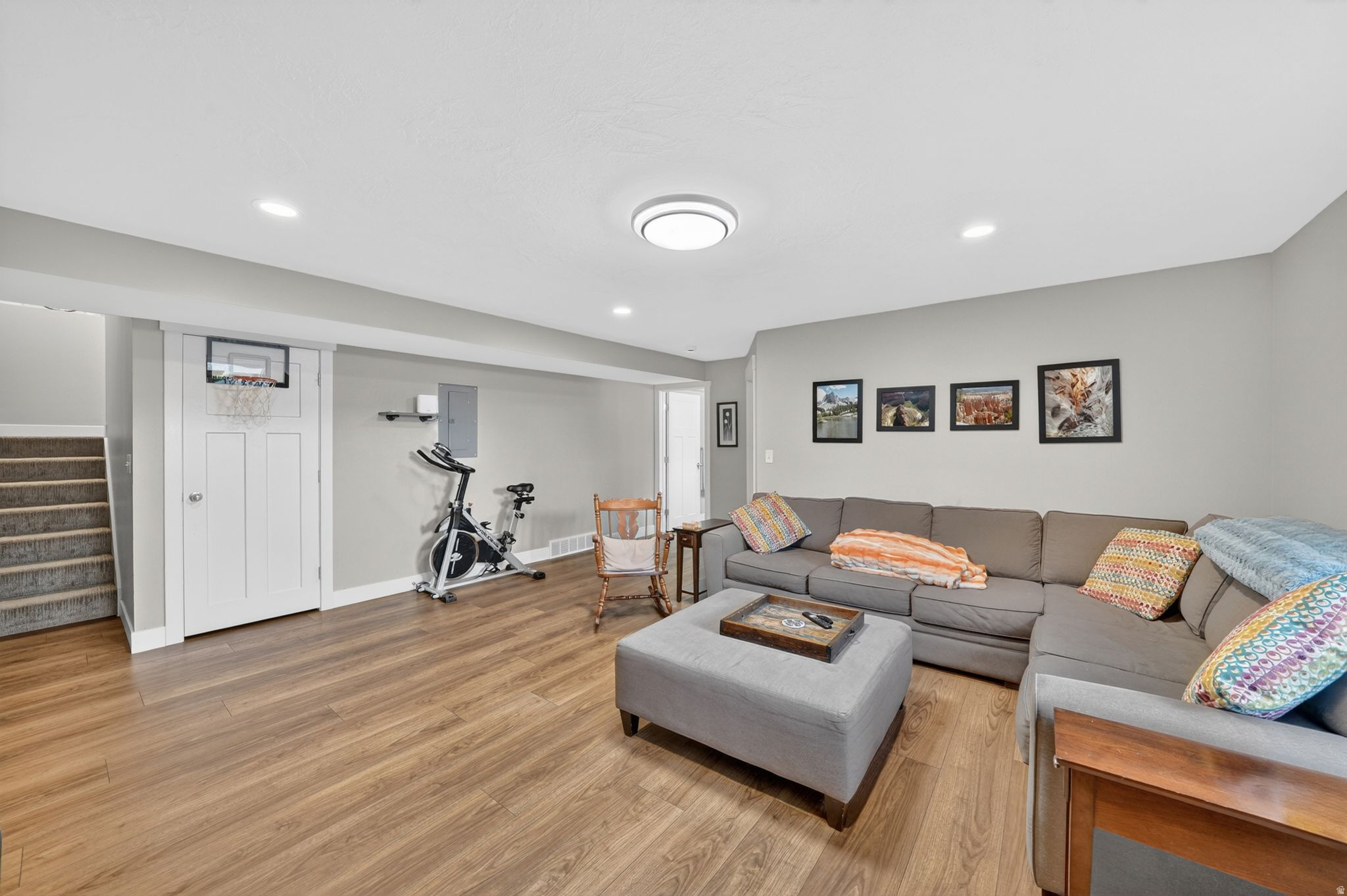 COTTAGES ON 78TH - Residential