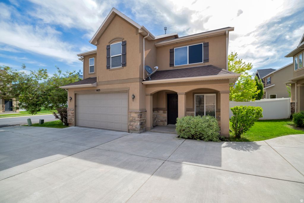 Photo of 1423 E 6150 S, South Ogden, UT 84405 (MLS # 2164244)