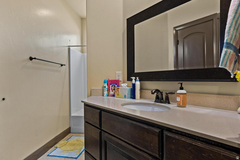 CLUFF MINOR SUBDIVISION - Residential