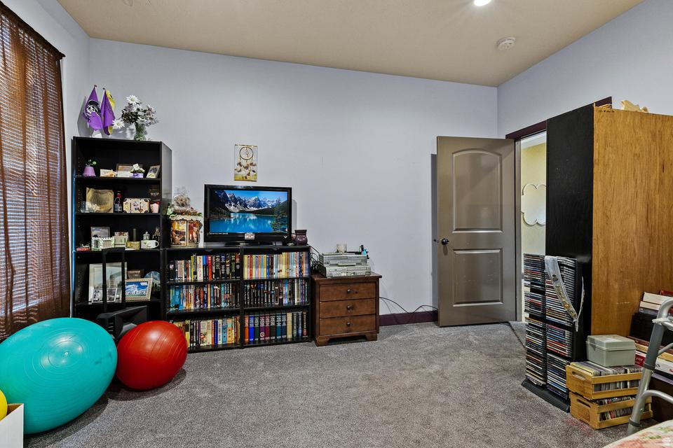 CLUFF MINOR SUBDIVISION - Residential