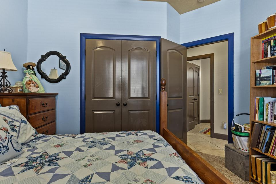 CLUFF MINOR SUBDIVISION - Residential