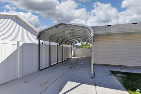 Tiny photo for 859 E 2125 N, Lehi, UT 84043 (MLS # 2117110)