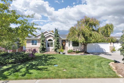 Photo of 859 E 2125 N, Lehi, UT 84043 (MLS # 2117110)