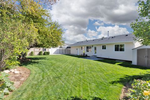Tiny photo for 859 E 2125 N, Lehi, UT 84043 (MLS # 2117110)