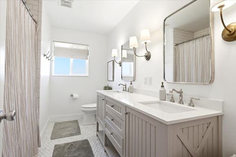 Tiny photo for 126 E 200 N, Bountiful, UT 84010 (MLS # 2169357)