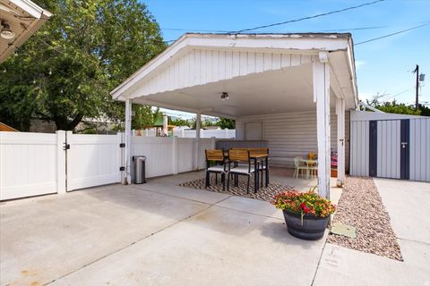 Tiny photo for 126 E 200 N, Bountiful, UT 84010 (MLS # 2169357)