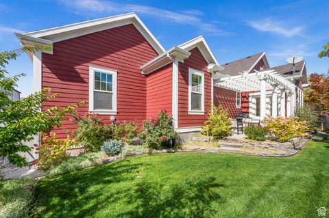 Tiny photo for 4627 W ZIG ZAG RD, South Jordan, UT 84009 (MLS # 2079443)