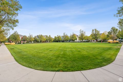 Tiny photo for 4627 W ZIG ZAG RD, South Jordan, UT 84009 (MLS # 2079443)