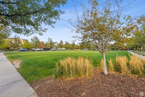 Tiny photo for 4627 W ZIG ZAG RD, South Jordan, UT 84009 (MLS # 2079443)