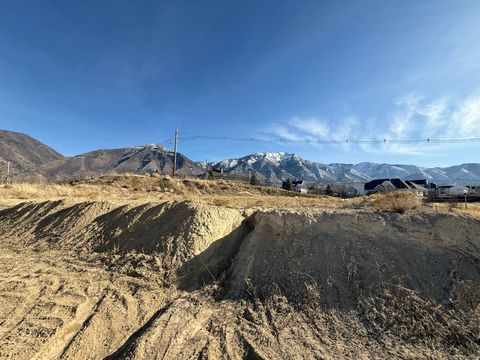 Photo of 1343 S 370 E, Salem, UT 84653 (MLS # 2134180)