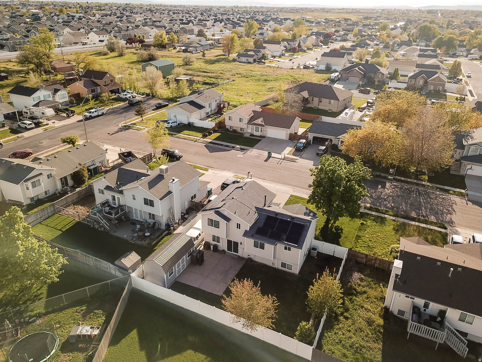 ALAND OF HONEY - Residential