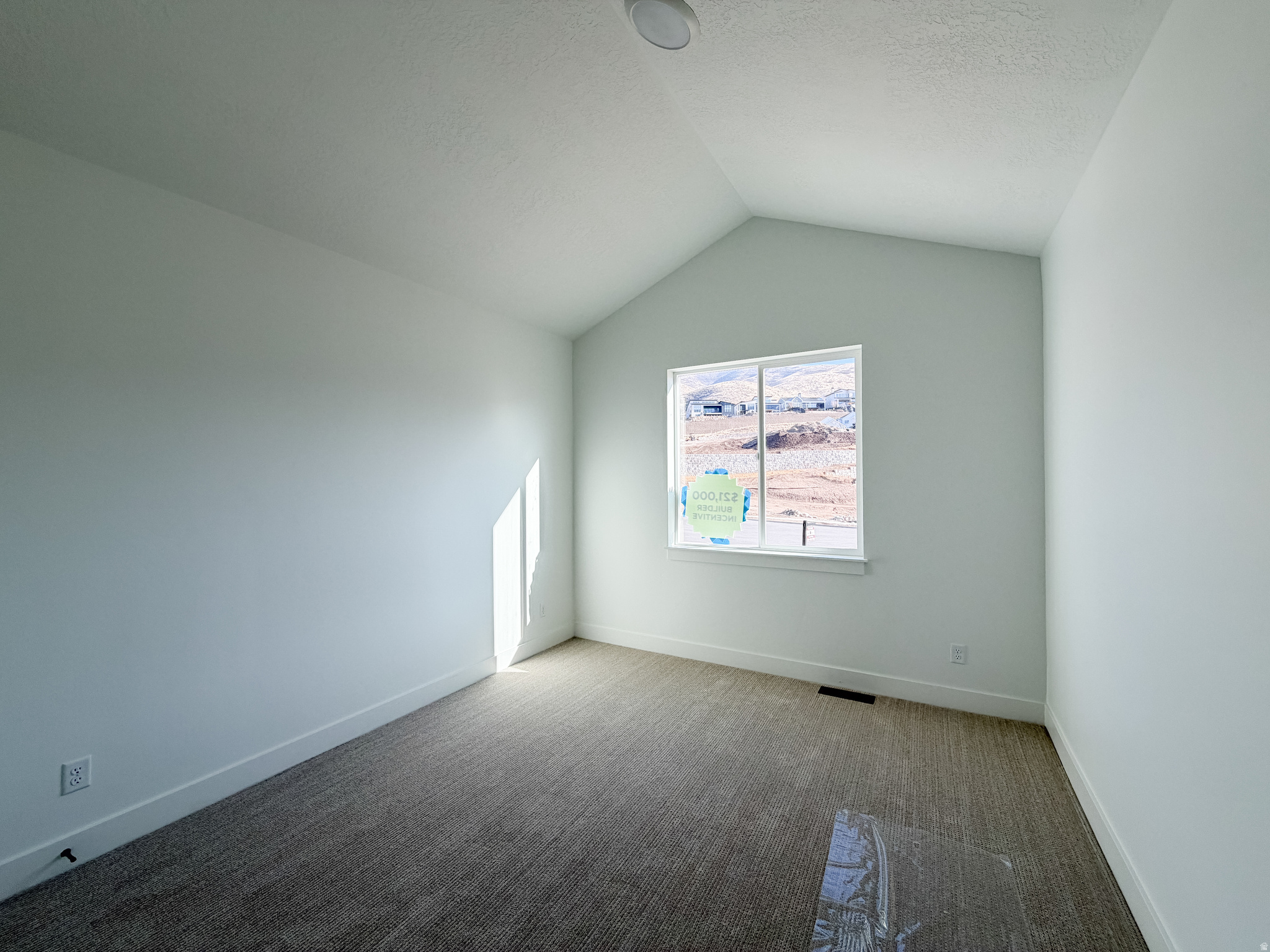 FOX CANYON - Residential