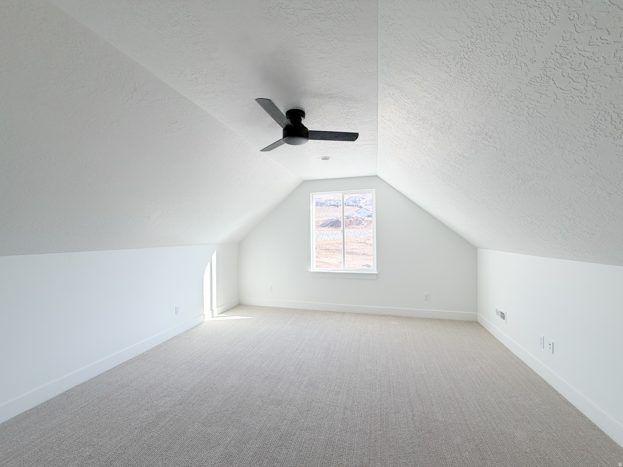 FOX CANYON - Residential