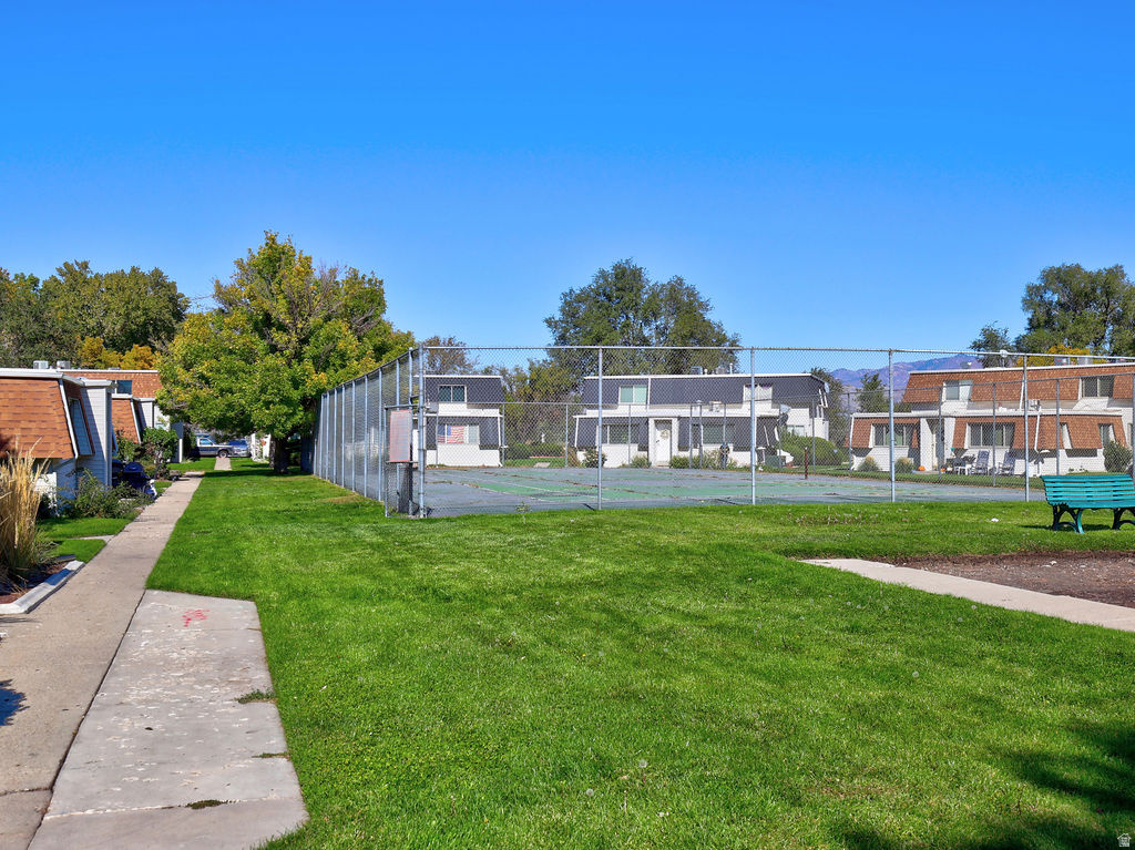 MEADOWBROOK CONDM VI - Residential