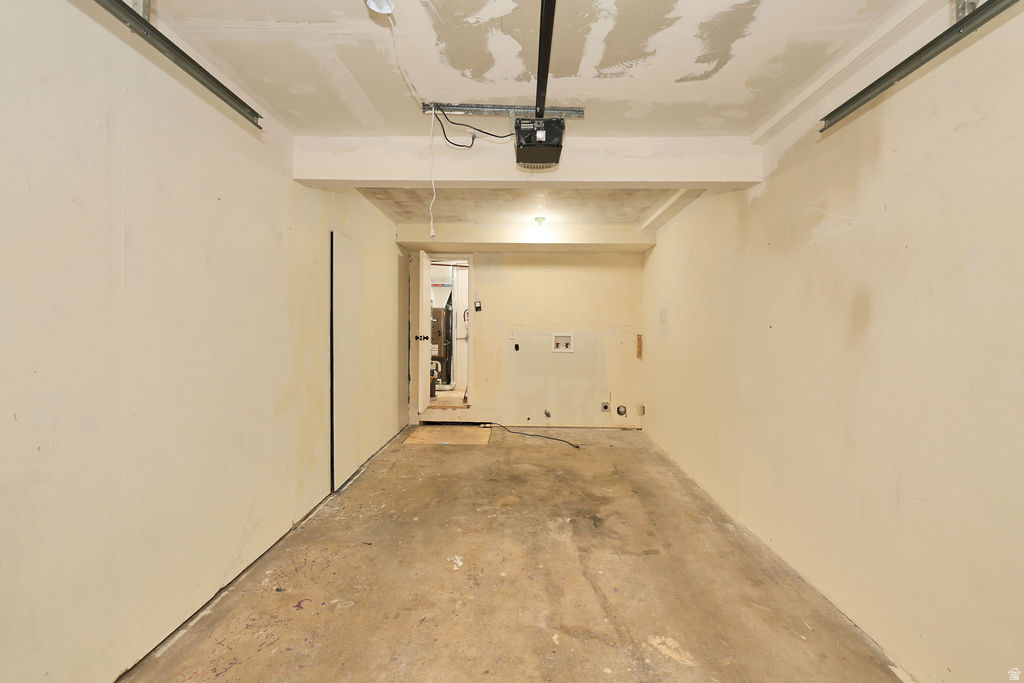 MEADOWBROOK CONDM VI - Residential