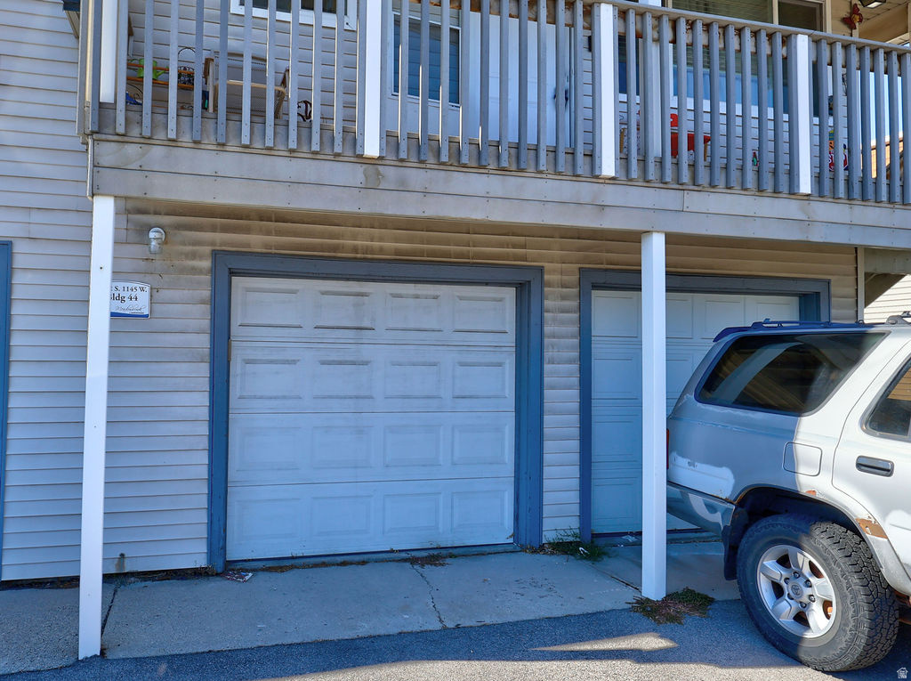 MEADOWBROOK CONDM VI - Residential