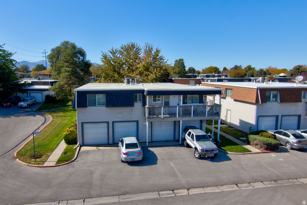 MEADOWBROOK CONDM VI - Residential