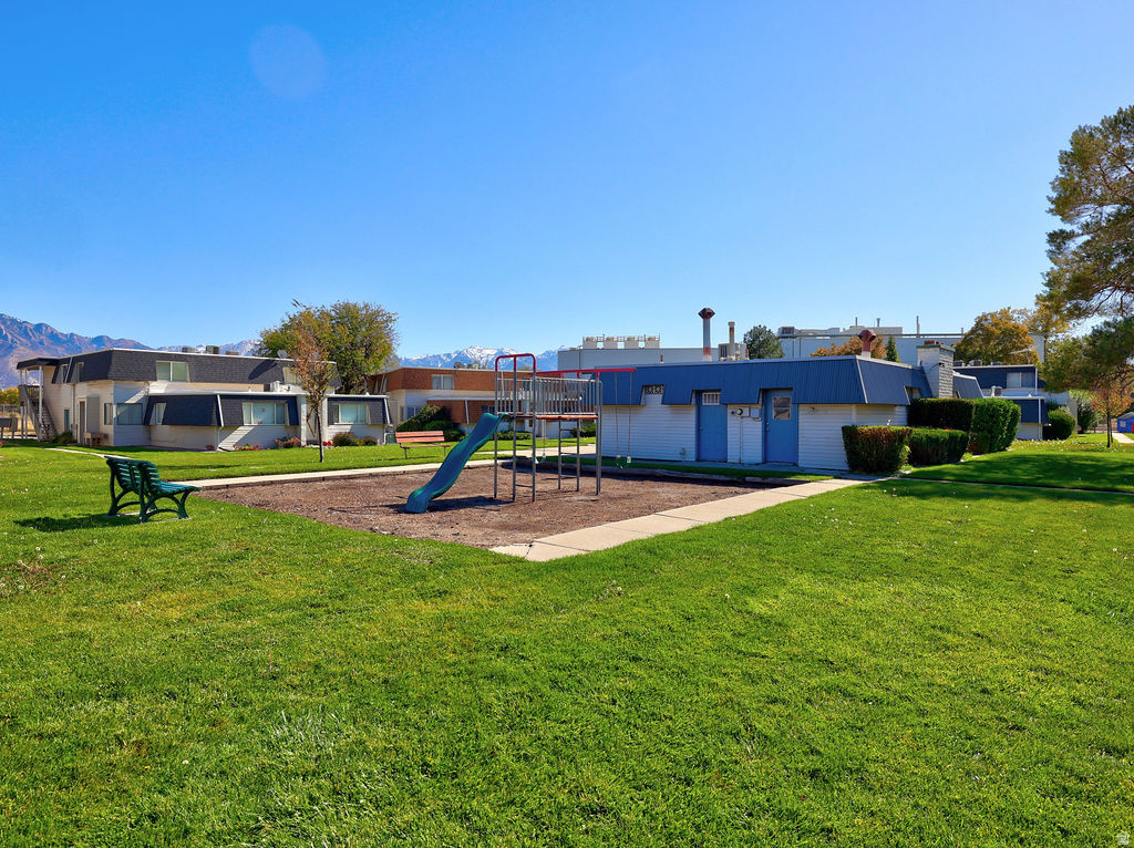 MEADOWBROOK CONDM VI - Residential