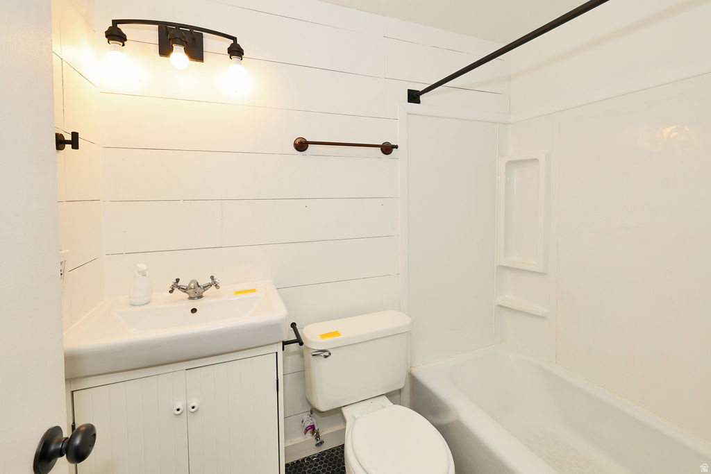 MEADOWBROOK CONDM VI - Residential