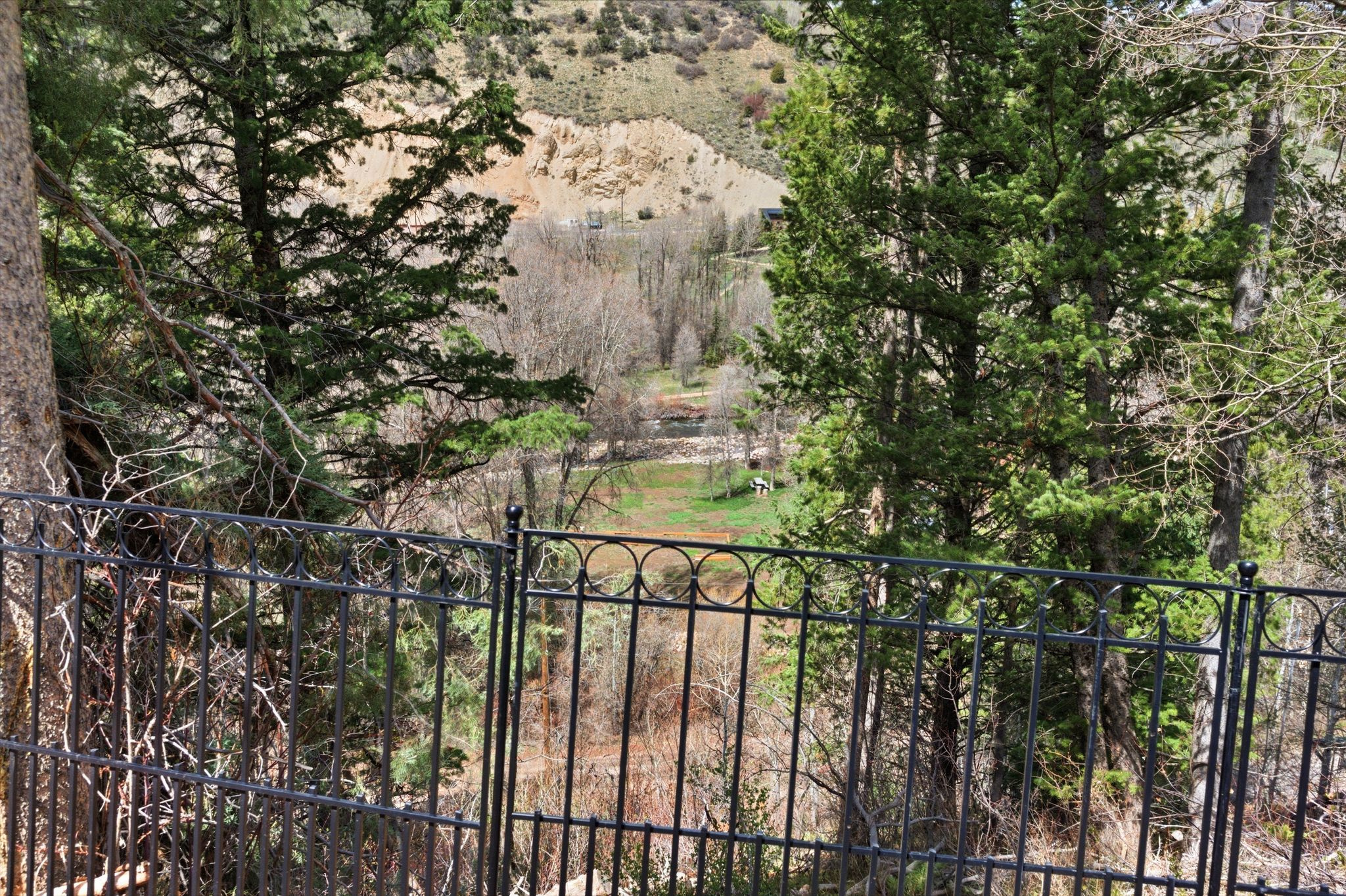 HIDDEN LAKE - Residential