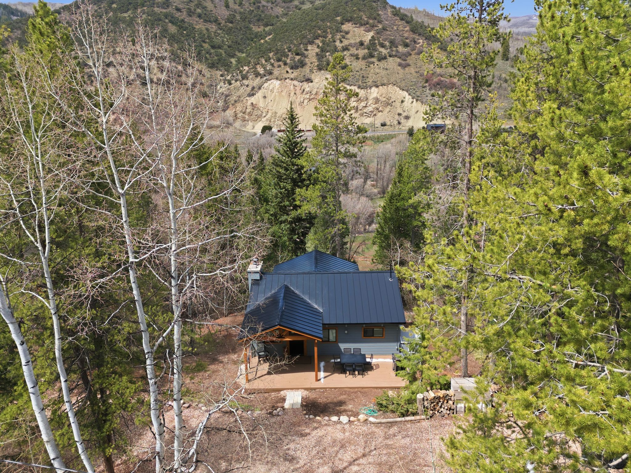 HIDDEN LAKE - Residential