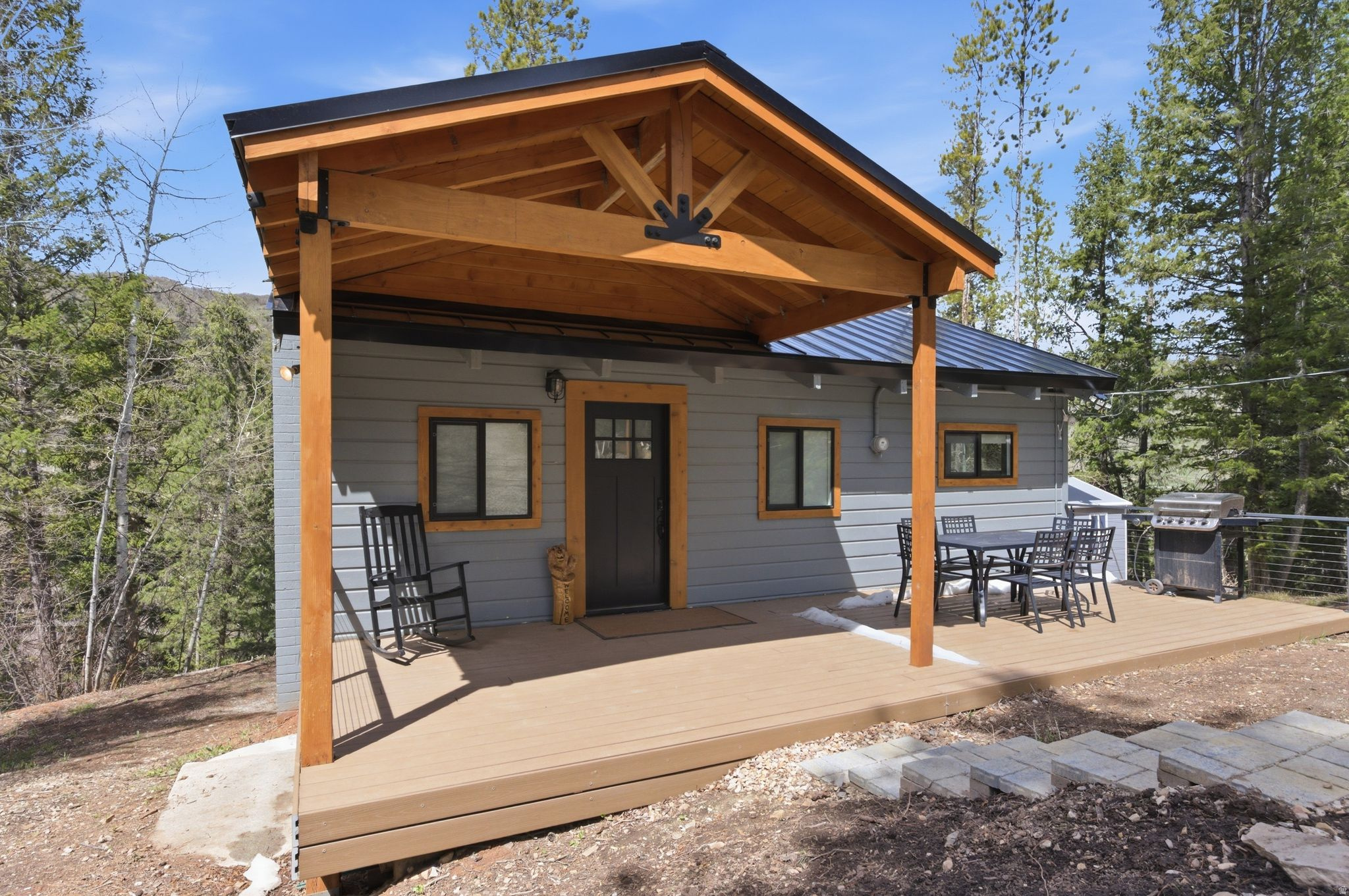 HIDDEN LAKE - Residential