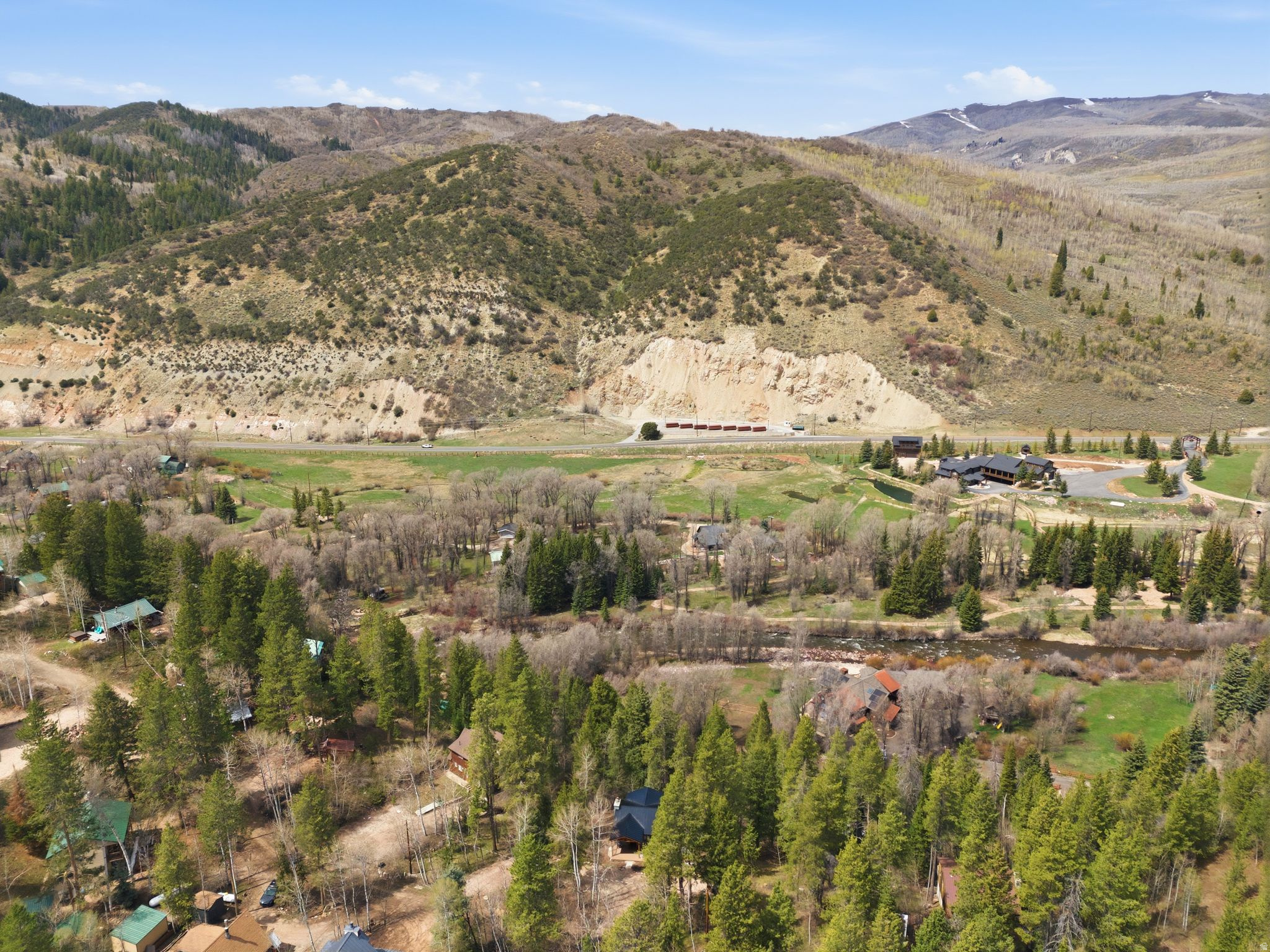 HIDDEN LAKE - Residential