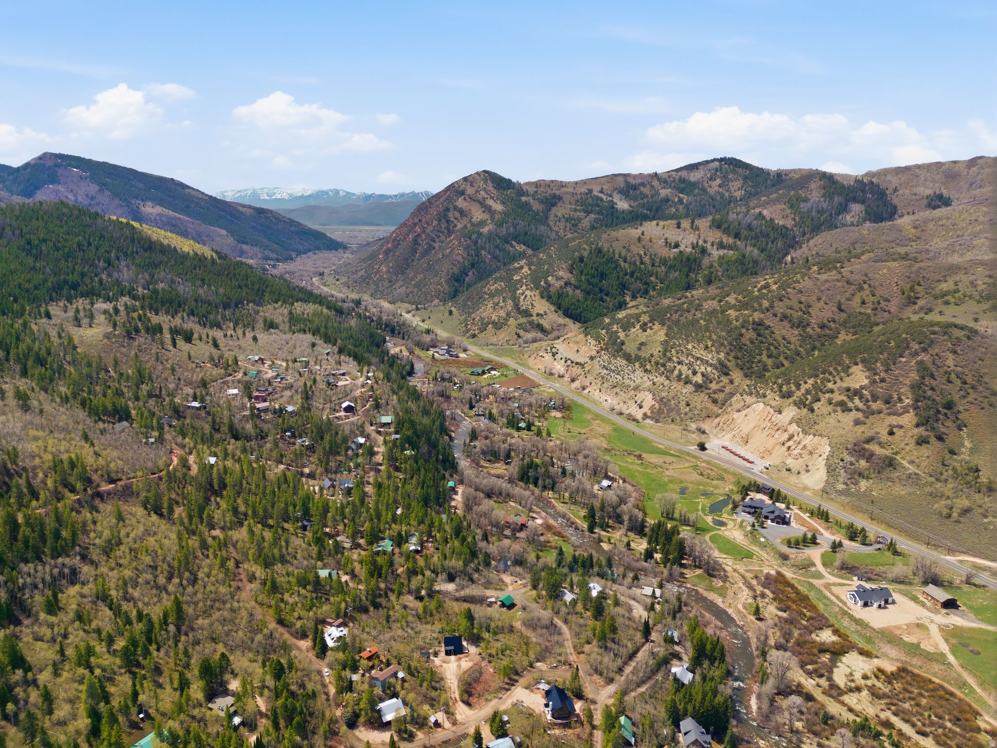 HIDDEN LAKE - Residential