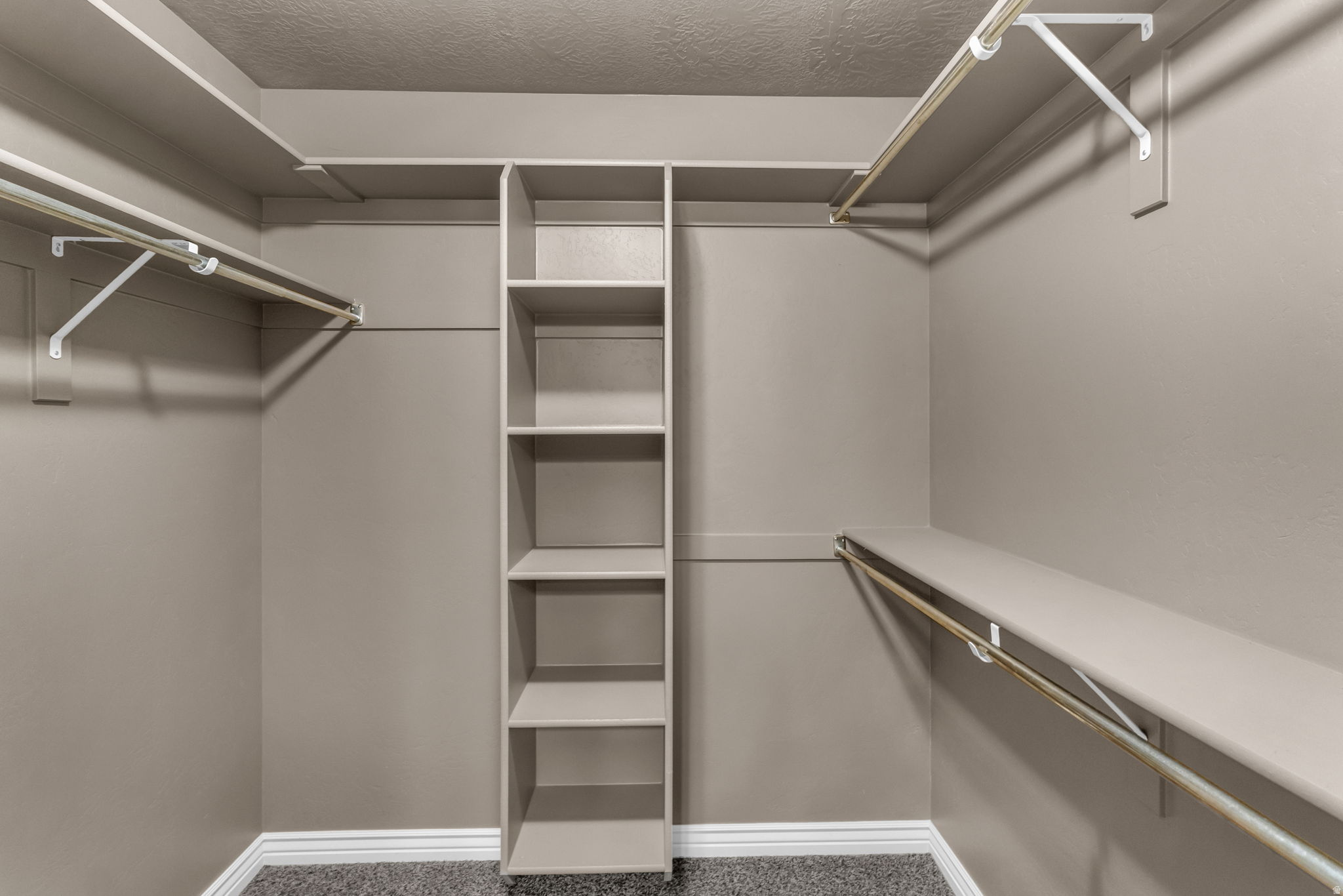 PHEASANT MEADOW - Residential