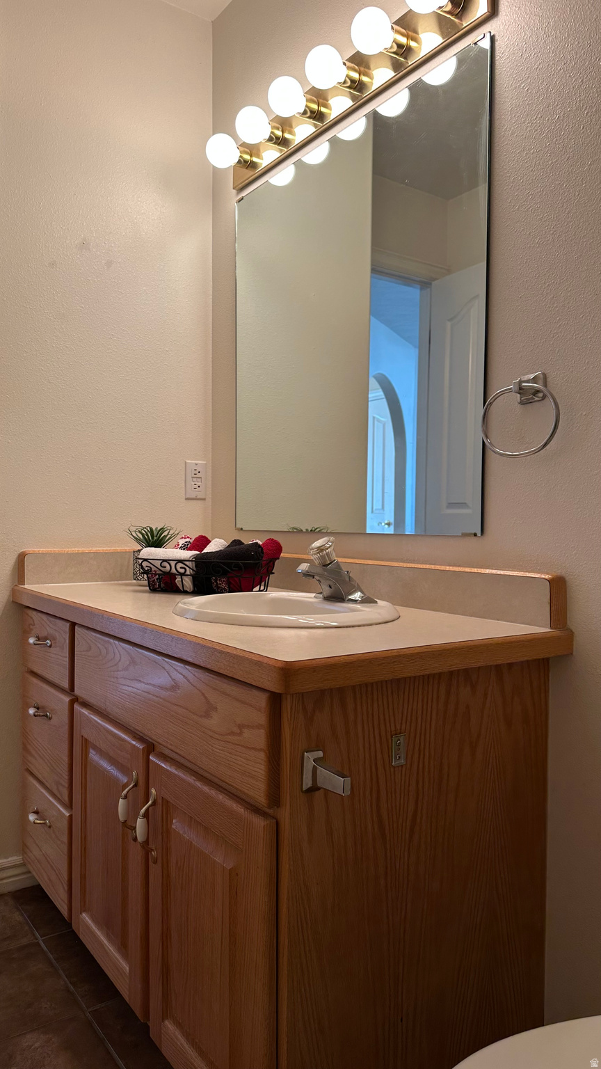 MOUNTAIN GREEN CONDOMINIUMS - Residential