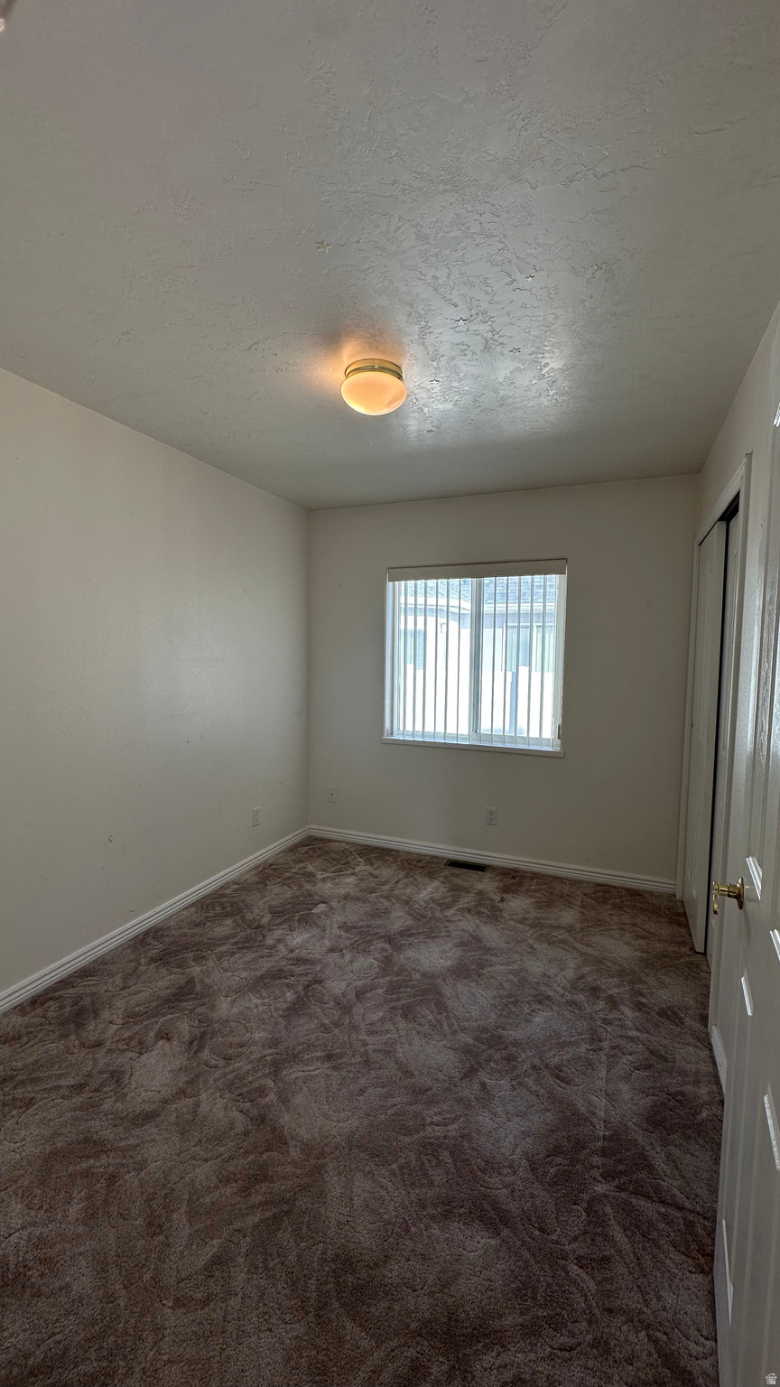 MOUNTAIN GREEN CONDOMINIUMS - Residential