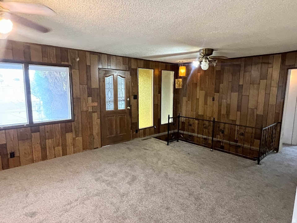 HOFFMAN HEIGHTS - Residential