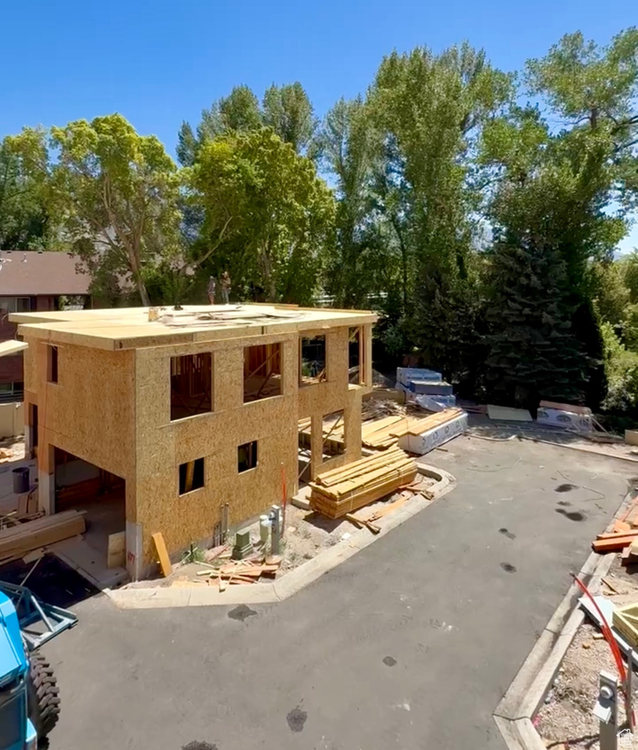 COTTAGES AT HOLLADAY - Residential