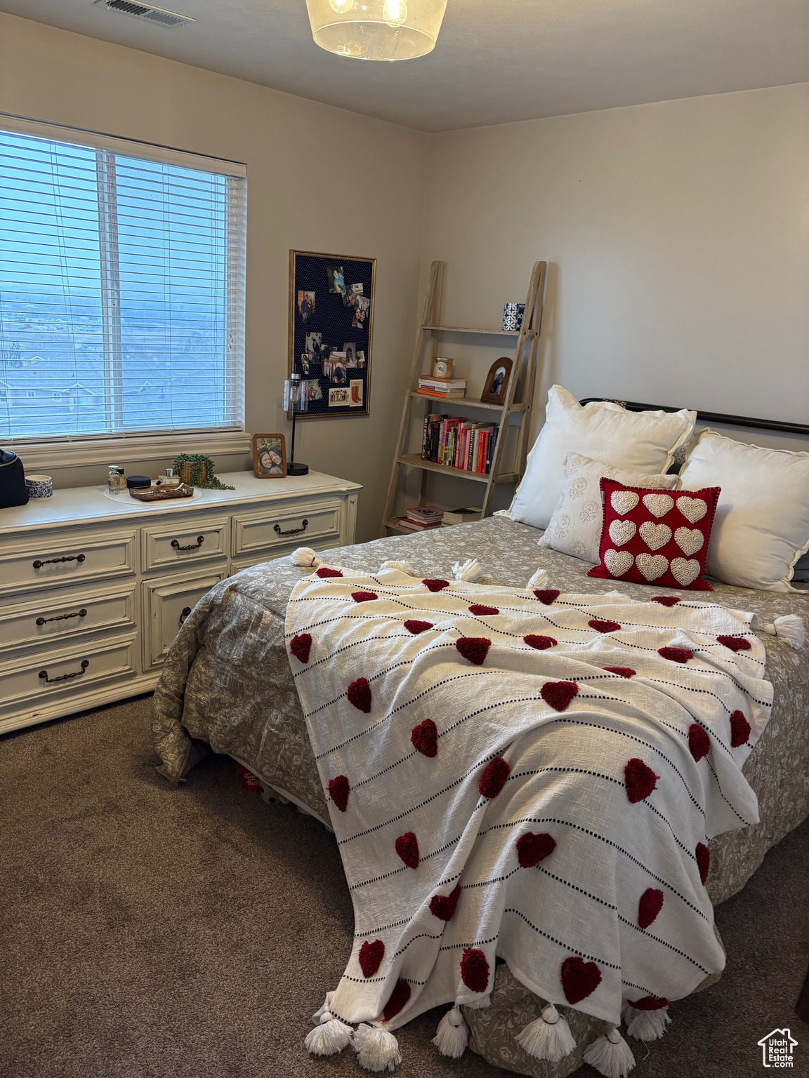 QUAIL HOLLOW - Residential
