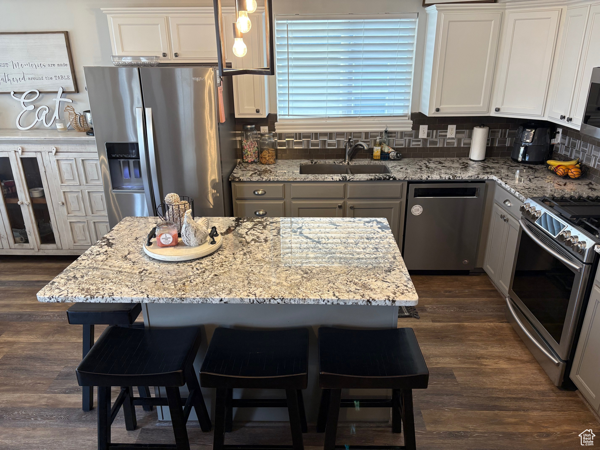 QUAIL HOLLOW - Residential