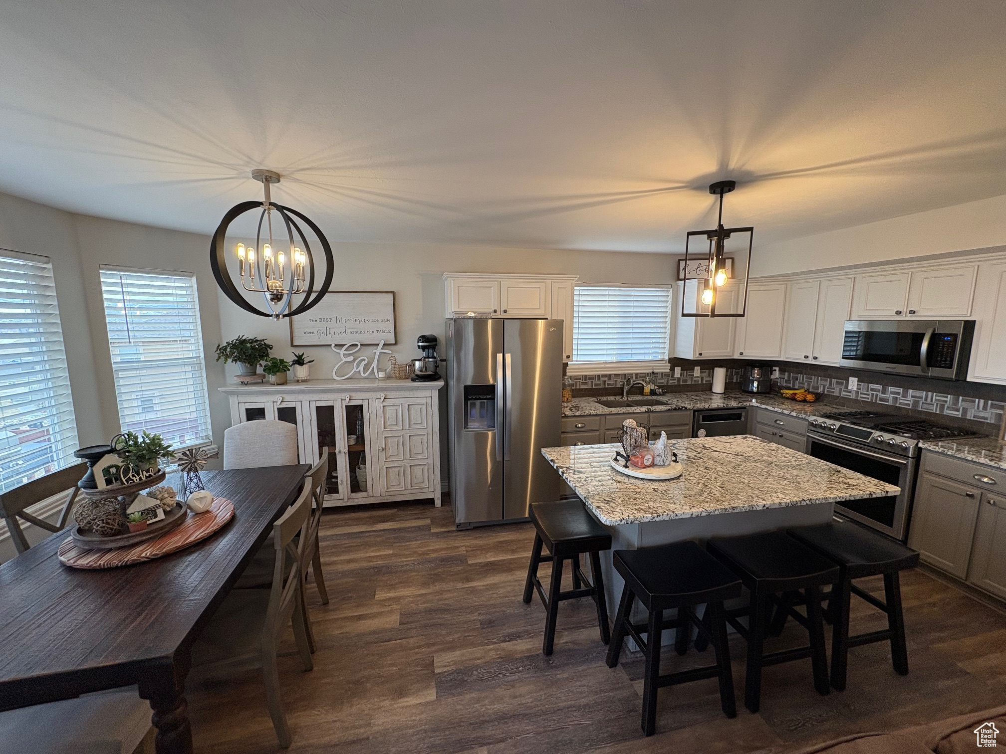 QUAIL HOLLOW - Residential