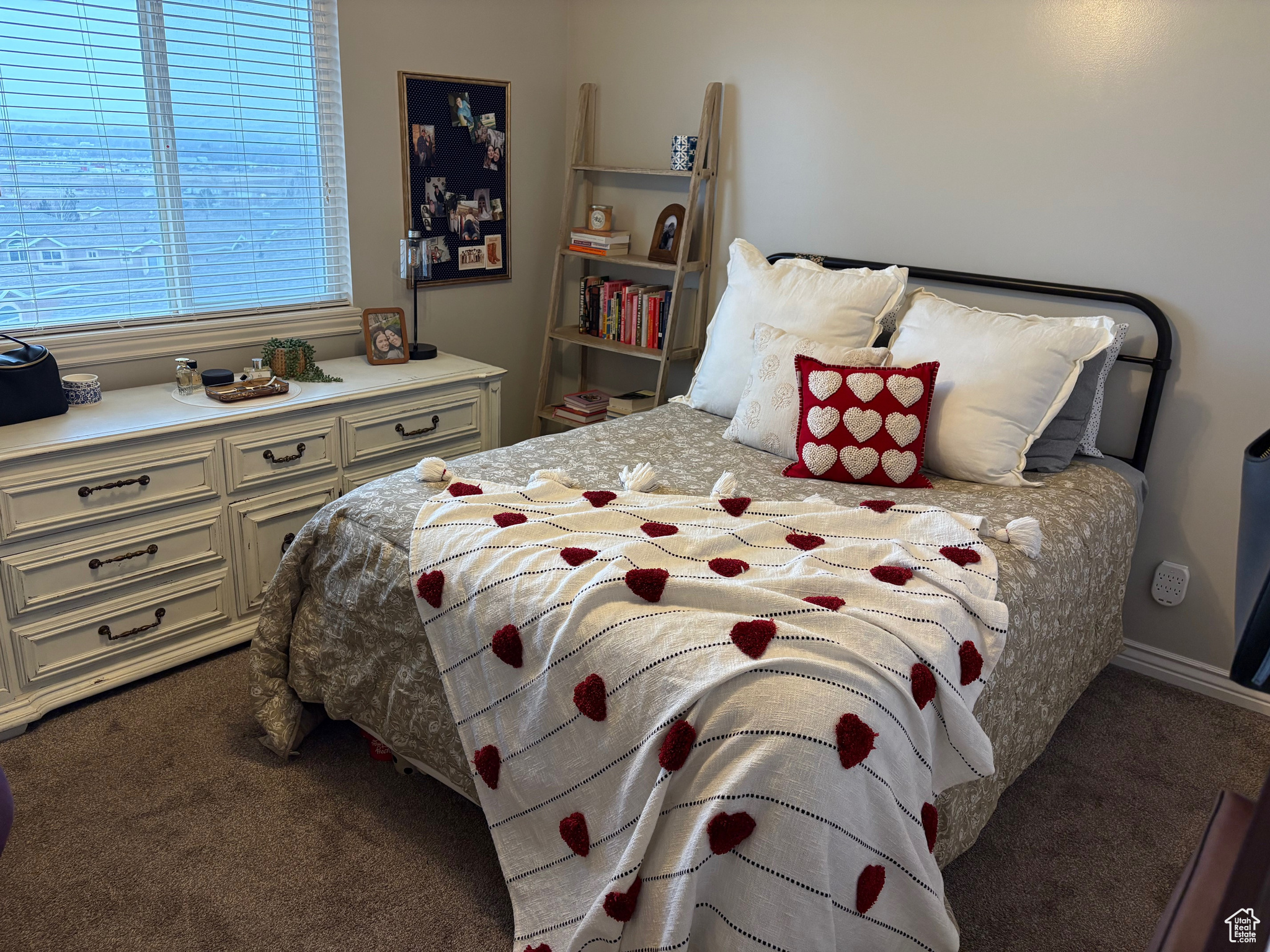 QUAIL HOLLOW - Residential