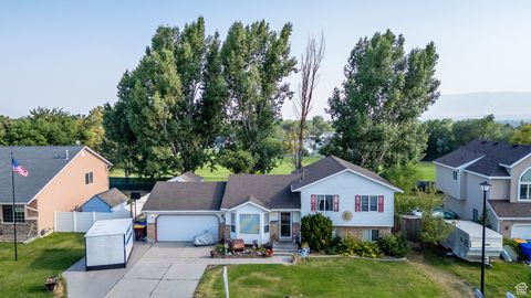 Photo of 497 W 2280 N, Lehi, UT 84043 (MLS # 2089720)