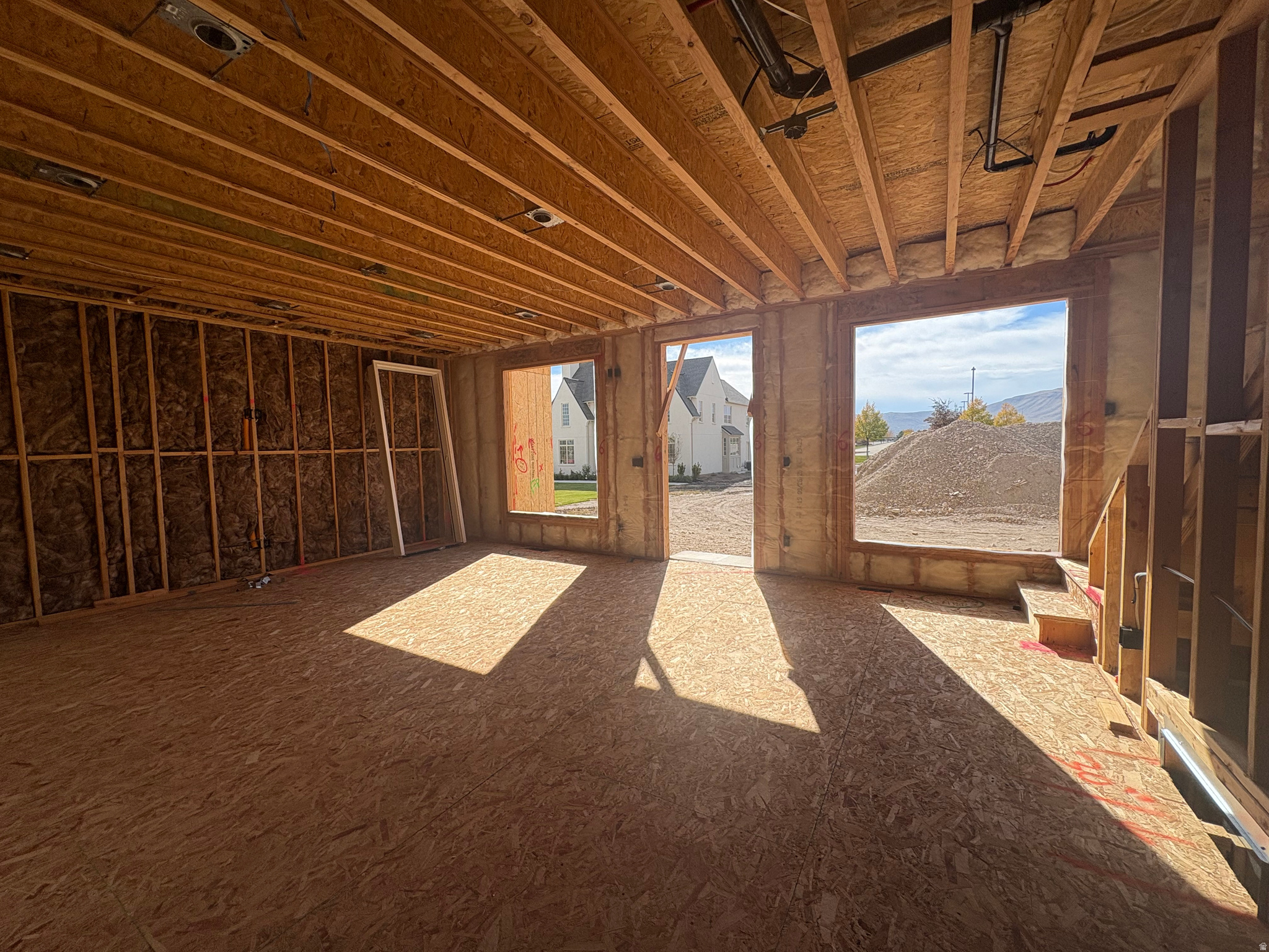 CAMDEN COMMONS - Residential