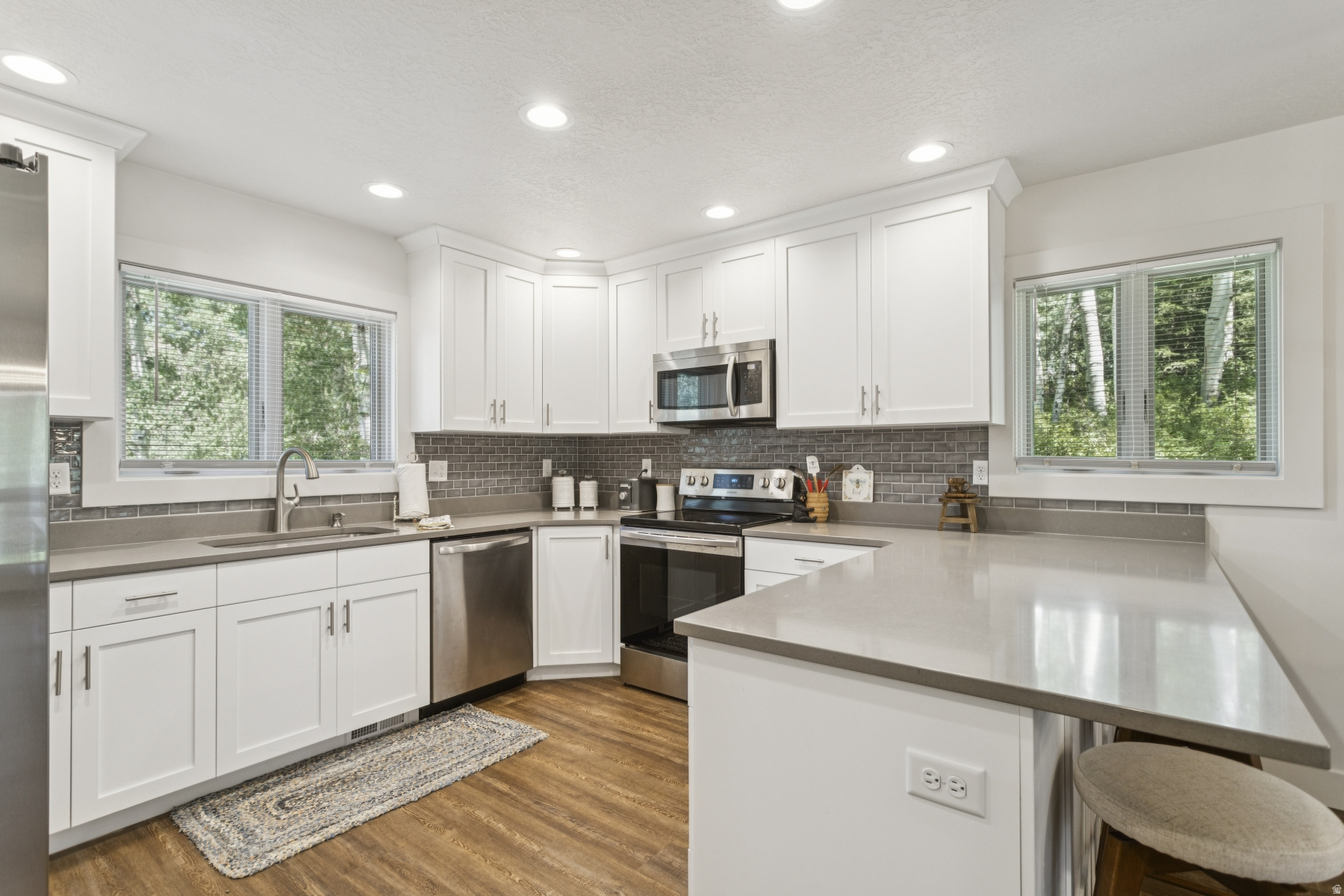 TIMBER LAKES - Residential
