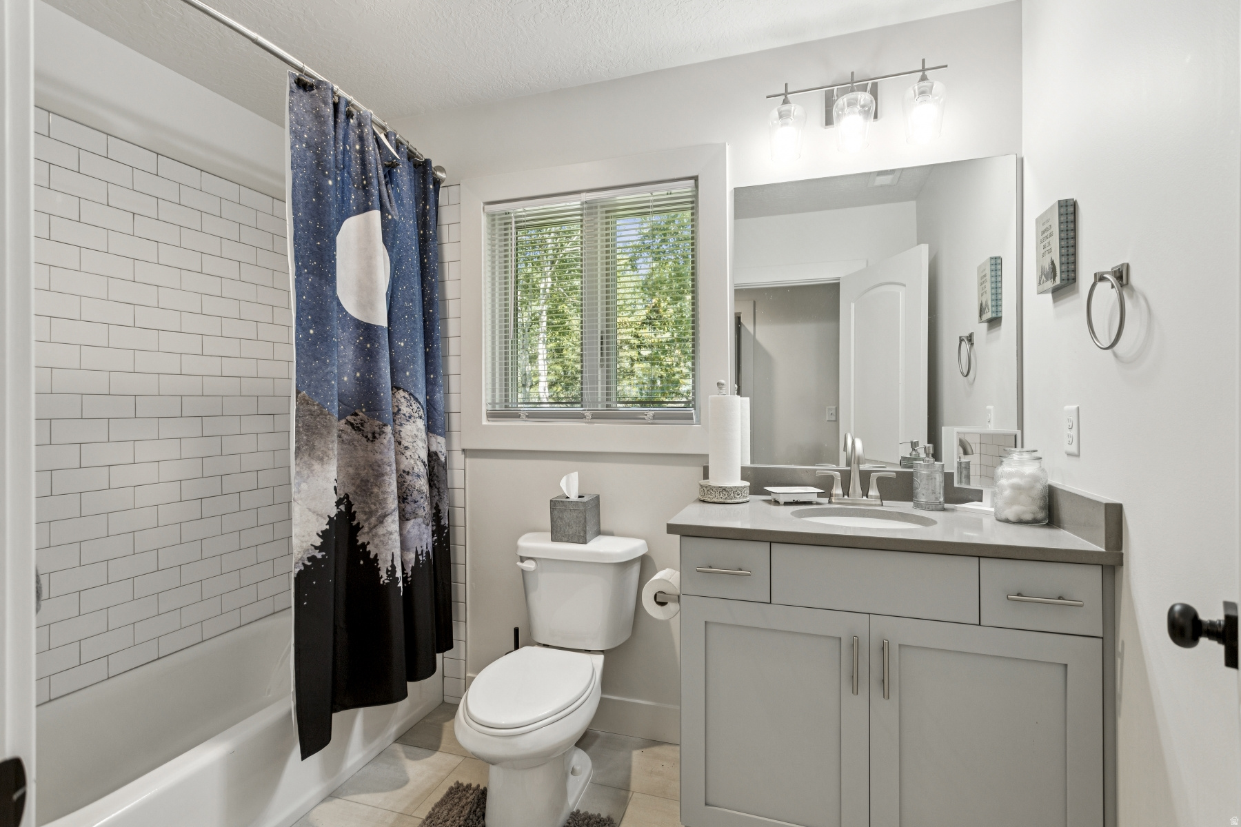 TIMBER LAKES - Residential