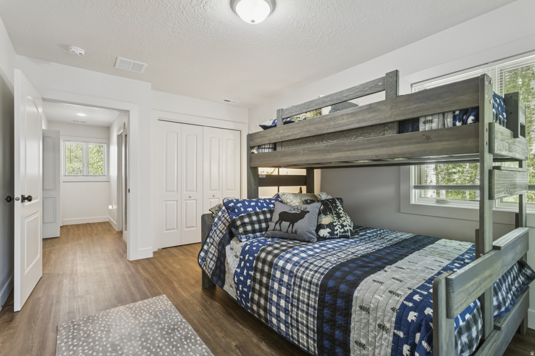 TIMBER LAKES - Residential