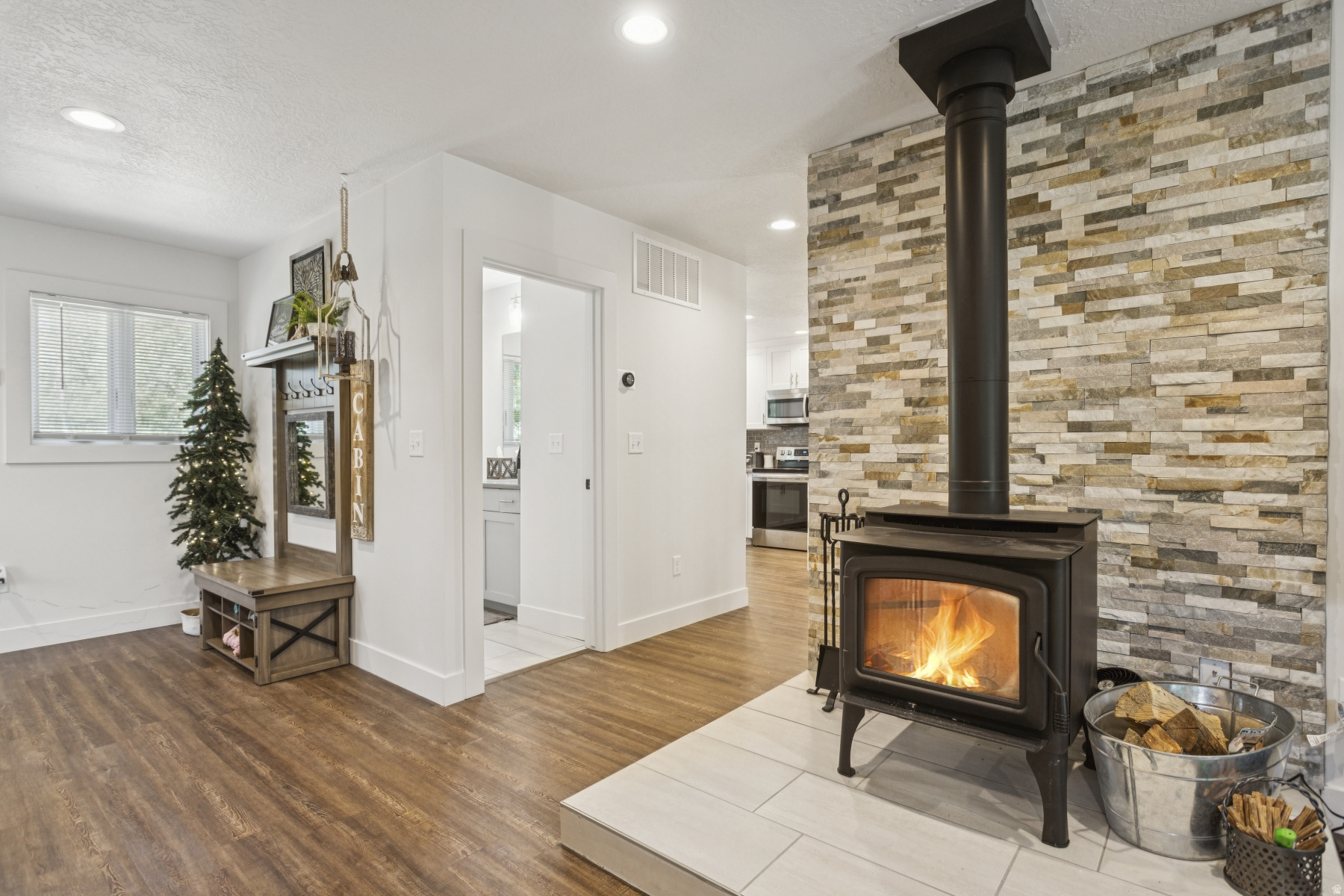 TIMBER LAKES - Residential